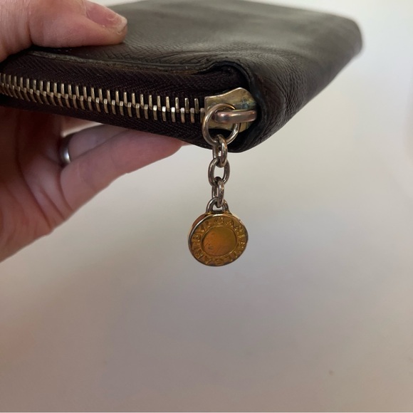 Bvlgari Vintage Classico Long Leather Zip Wallet - Picture 7 of 16